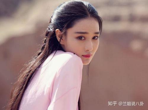 娱乐圈八卦爆料的博主是谁,揭秘幕后真相，带你走进娱乐圈的神秘世界